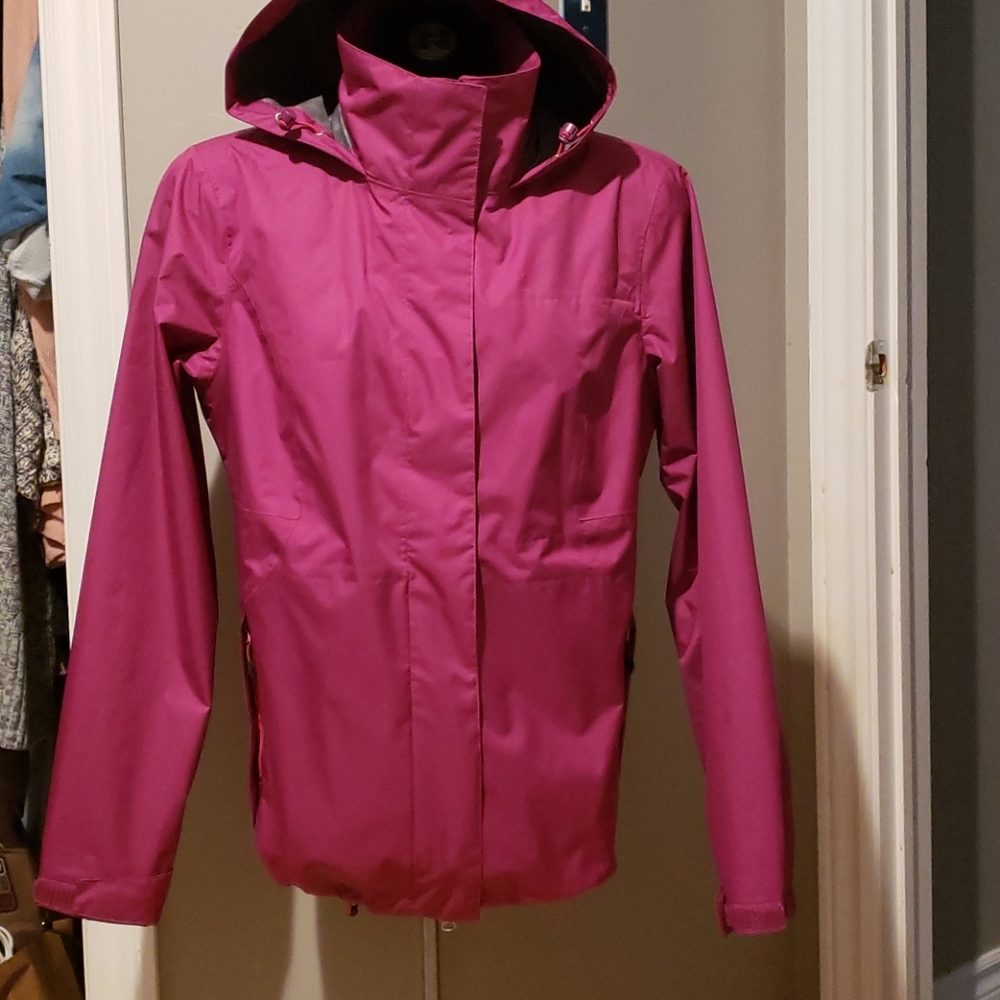 Windriver jacket size Med